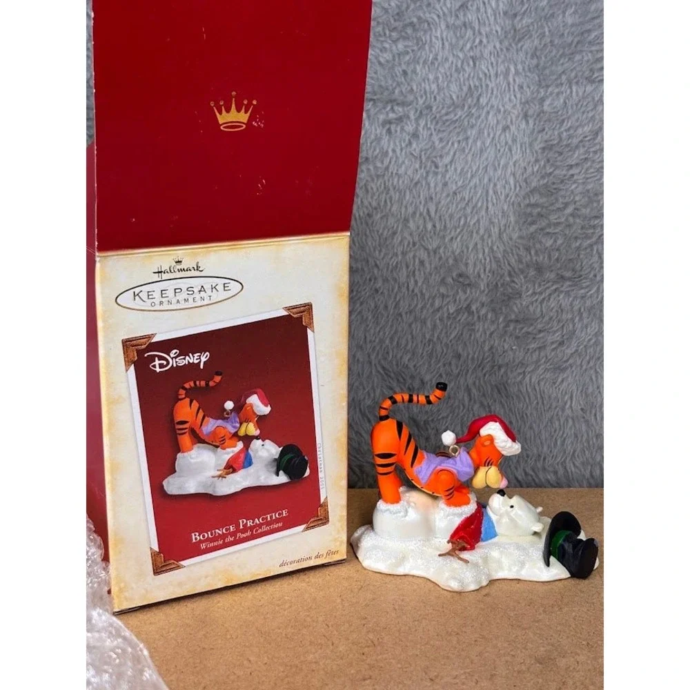 Hallmark Keepsake 2005 Disney Winnie the Pooh Tigger Bounce Practice Ornament